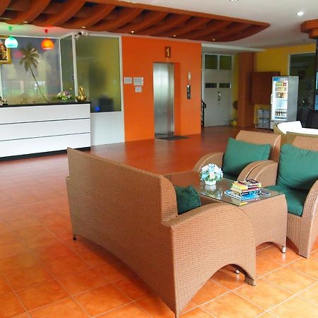 The Right Resort Pattaya Ngoại thất bức ảnh