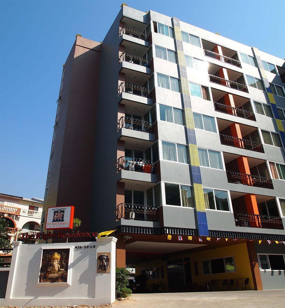 The Right Resort Pattaya Ngoại thất bức ảnh