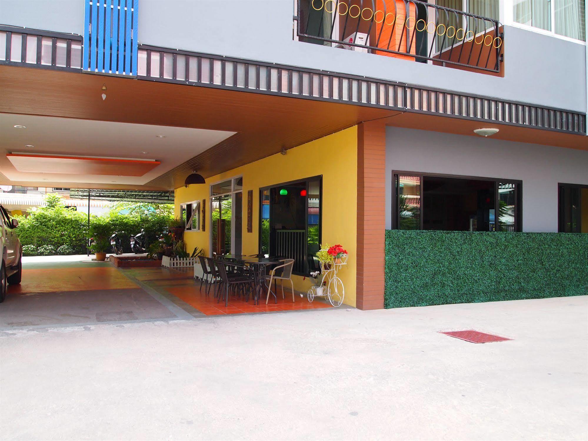 The Right Resort Pattaya Ngoại thất bức ảnh